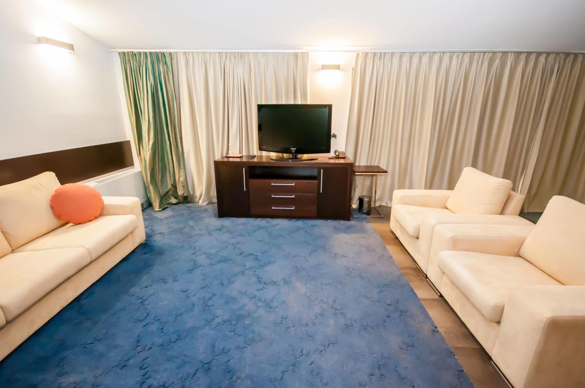 Hotel Maxim Božava Zewnętrze zdjęcie