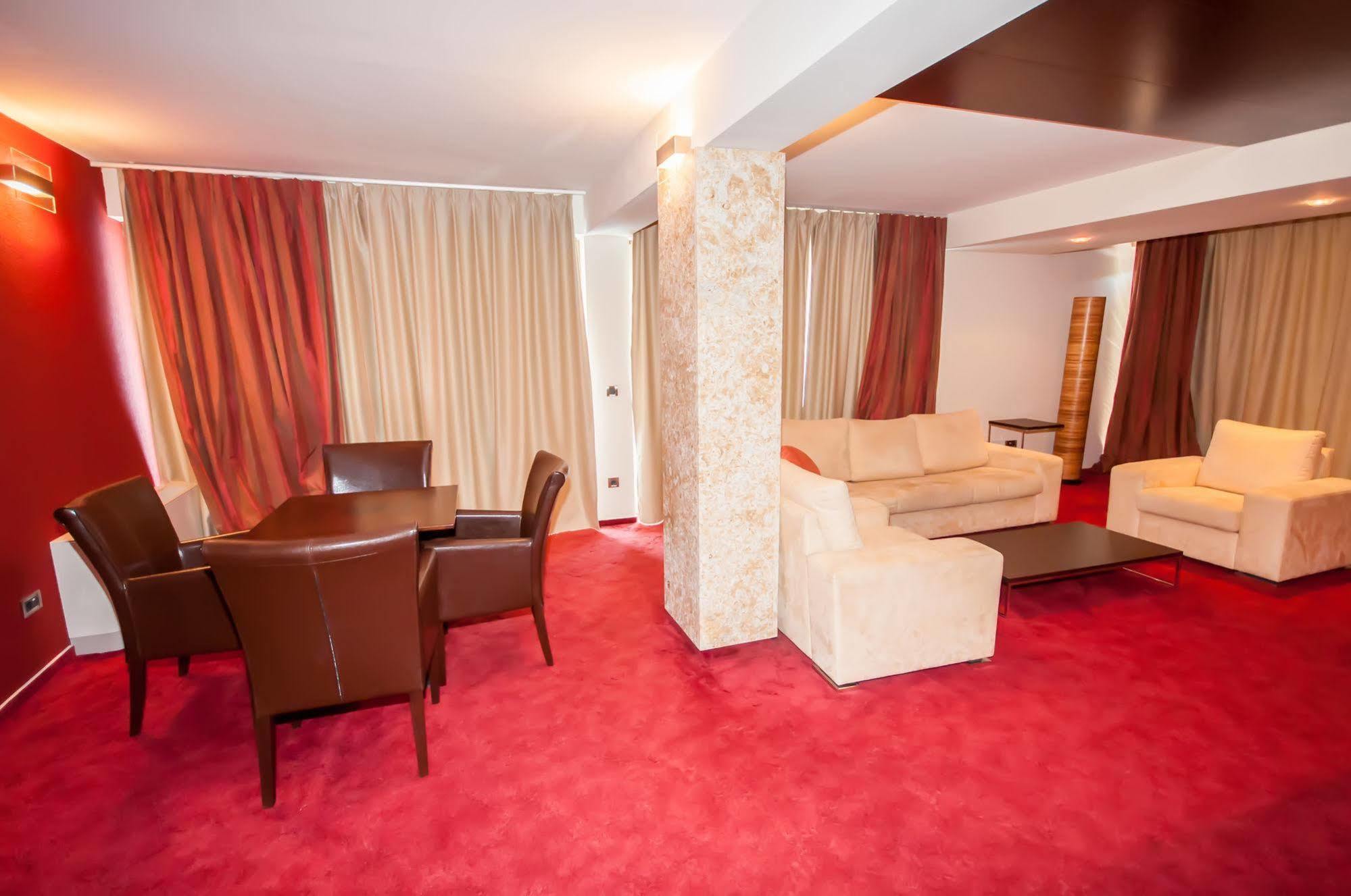 Hotel Maxim Božava Zewnętrze zdjęcie
